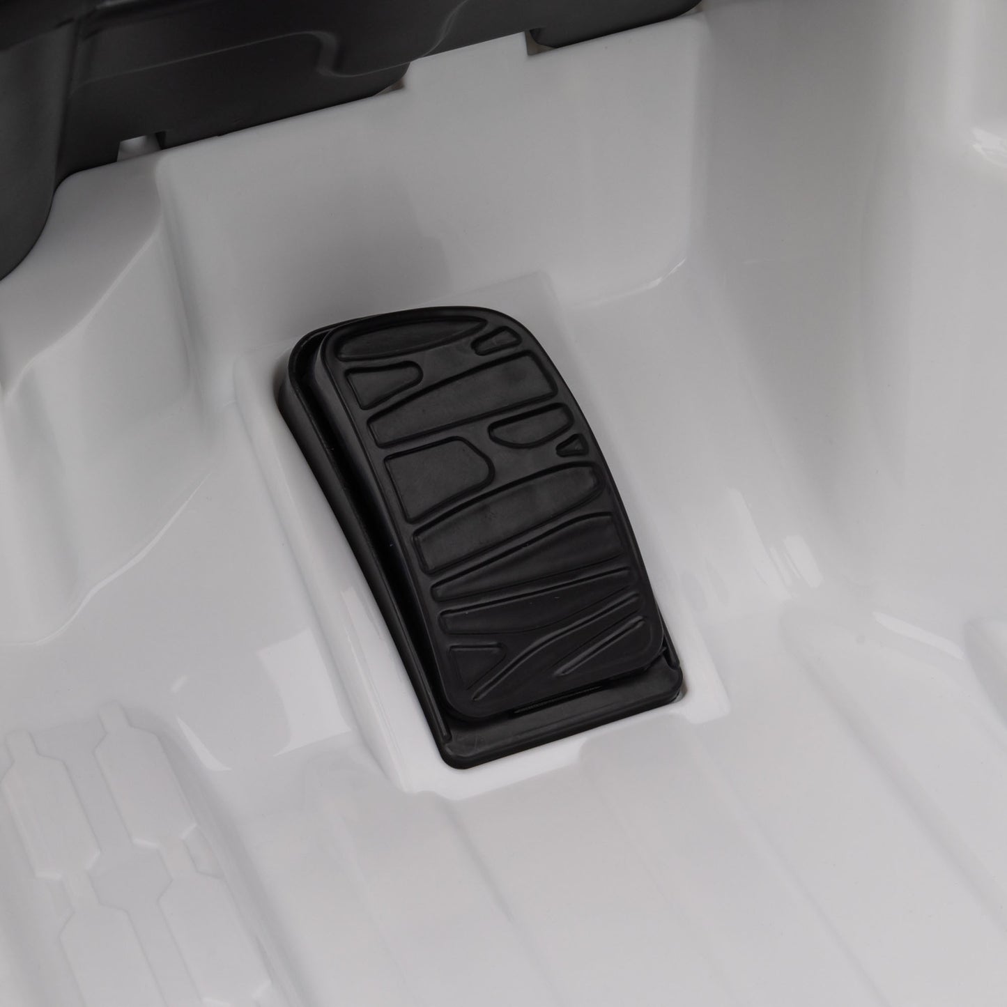 Audi RS e-tron GT Licensed 12V Kids Electric Ride on W/ Remote, White -  Kids Electric Cars & Toys